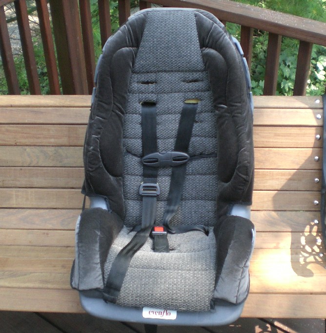 evenflo baby seat